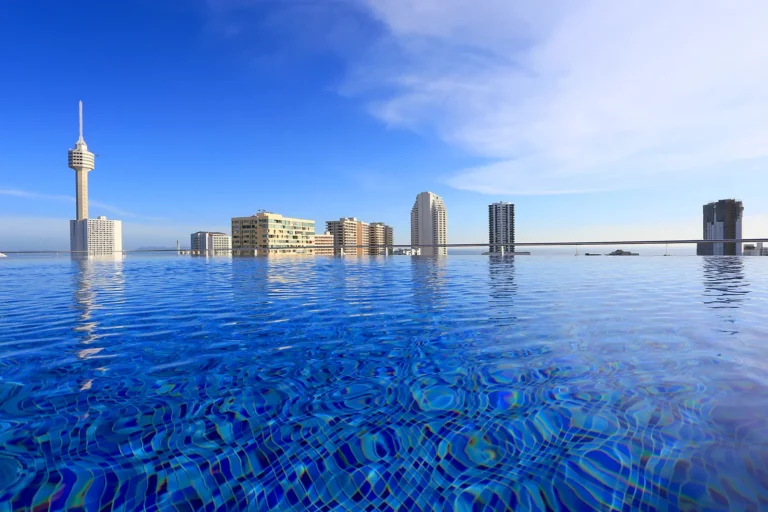 Sirin Exclusive Hotel Rooftop Pool View