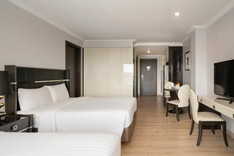 deluxe-family-room-004